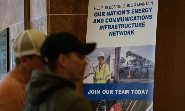 107311994 1696509877234 Gettyimages 1248374295 Us Job Fair.jpeg