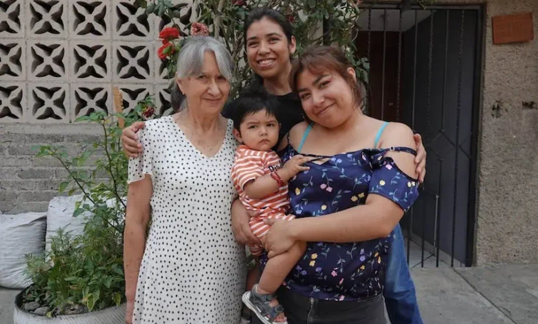 979750 Tres Generaciones Mamas 1 Impreso.jpg