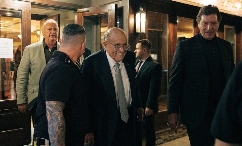 01pol Giuliani Vqht Facebookjumbo V2.jpg