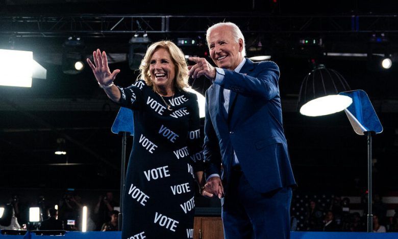 29jill Biden Dress Ghkm Facebookjumbo.jpg