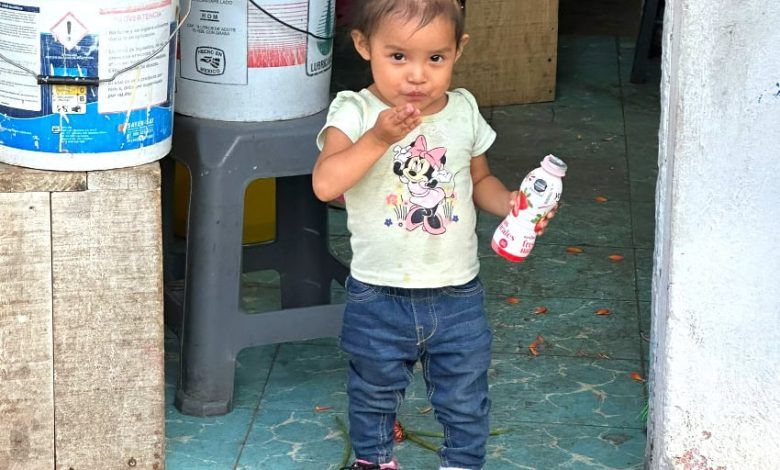 Littlegirltienda.jpg