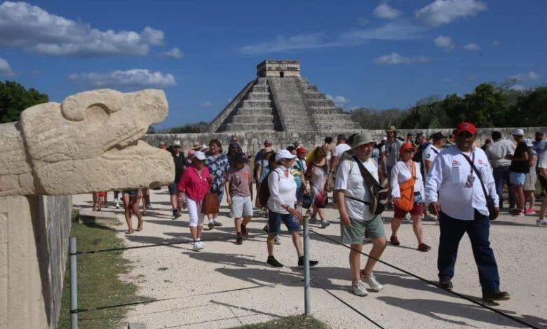 922832 Chichen Itza Equinoccio 1 Impreso.jpg