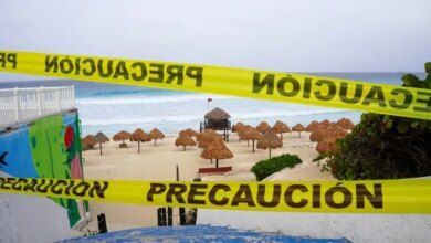 987415 Playas Previo Al Huracan Beryl 2 Impreso 850.jpg