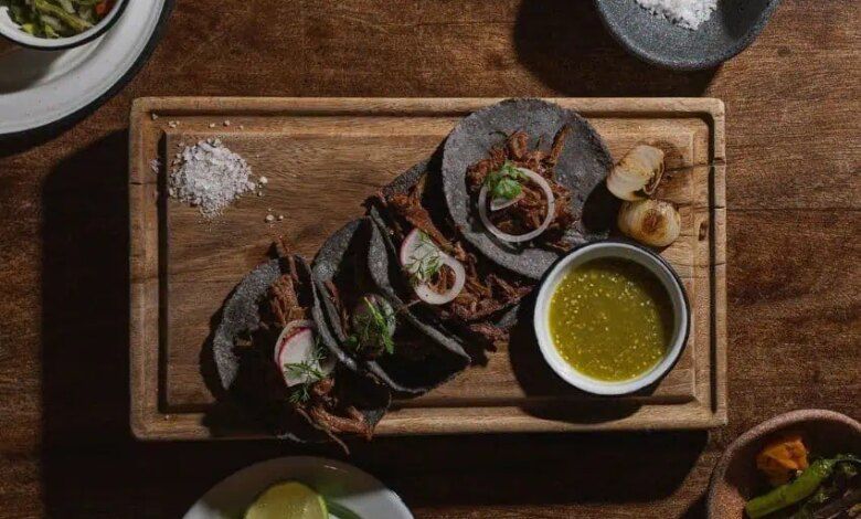 Taco De Pecho De Ternera I Sabores De Mexico. Av. Mexico •2830 Guadalajara Mex. The Landmark Guadalajara Mex. Plaza Mayor Leon Mex.jpg