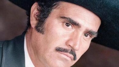 Vicente Fernandez Fotos 2021 Copy.jpg
