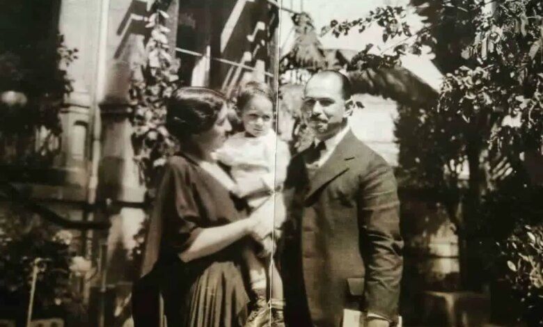 Albert Blair Antonieta Rivas Mercado And Son.jpg