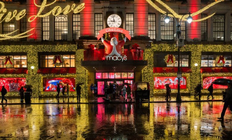 28holiday Windows Nyc Macys Add Qcmf Facebookjumbo V2.jpg