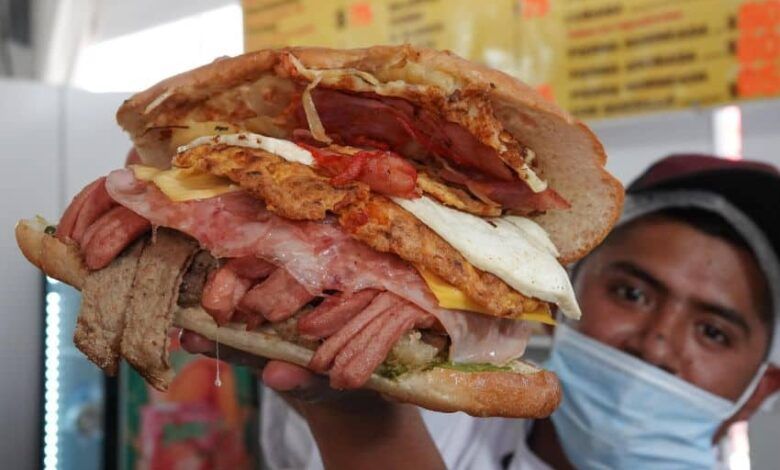 941846 Feria Torta Gigante Venustiano Carranza Impreso.jpg