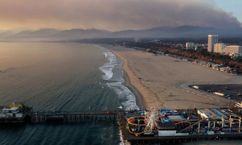 Lafire Tourists 01 Bmtg Facebookjumbo.jpg