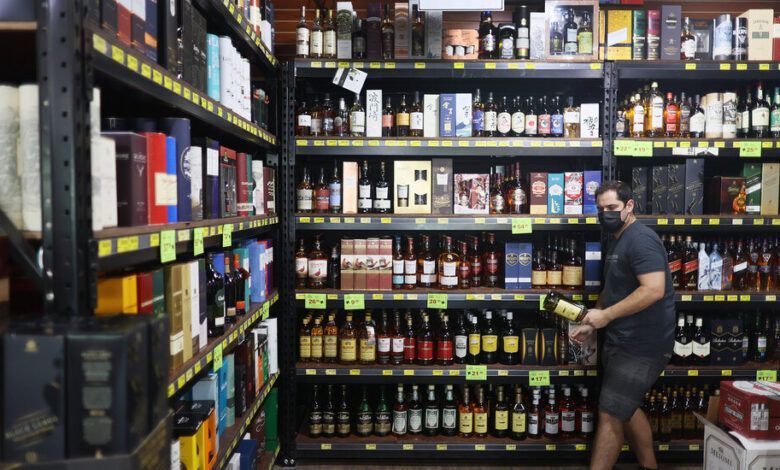 14whiskey Tarrifs 02 Gwmb Facebookjumbo.jpg