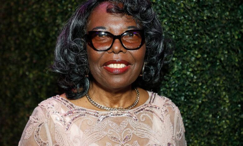21wallace Facebookjumbo.jpg