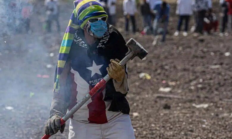 Mexico Exploding Hammer Festival.jpg