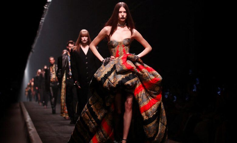 01versace Hwjb Facebookjumbo.jpg
