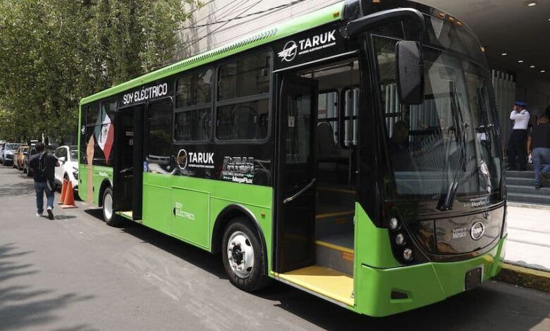 1025142 presentacion autobus electrico secretaria economia impreso.jpg