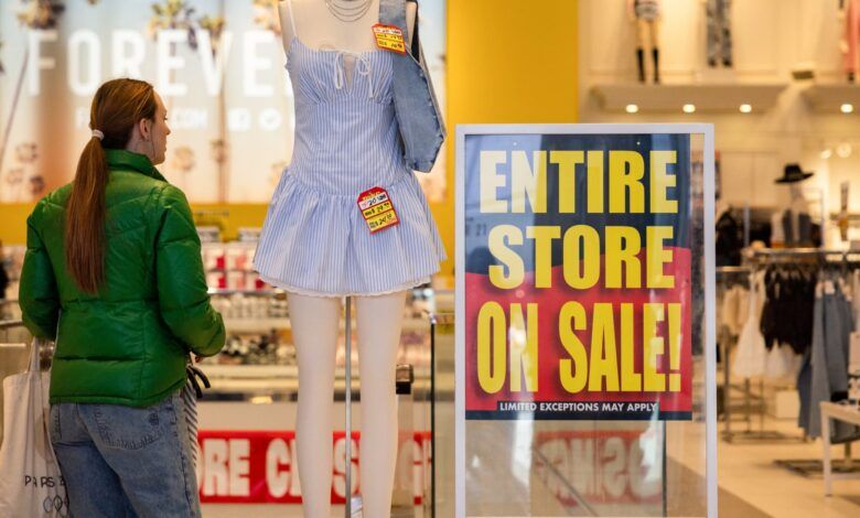 108121177 1742938006487 gettyimages 2205553966 forever 21 bankruptcy.jpeg