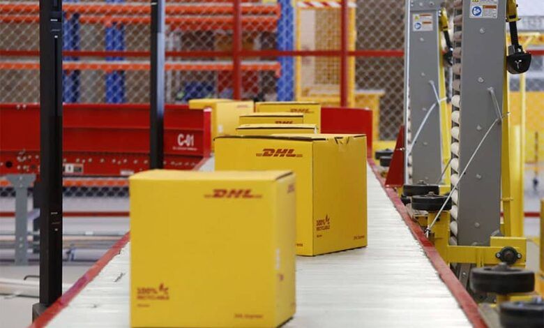 Dhl.jpg
