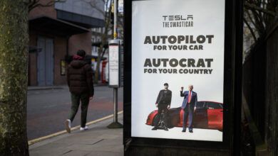 06int uk musk 01 kfbt facebookjumbo.jpg
