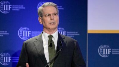 108135419 1745418589175 gettyimages 2210992830 imf world bank.jpeg