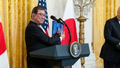 10int japan trump 04 wzpt facebookjumbo v2.jpg