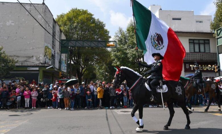 997419 desfile civico militar 214 aniversario independencia en toluca impreso.jpg