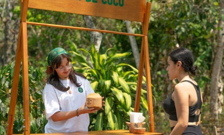 Tierradecoco booth.jpg