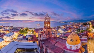 Visit puerto vallarta.jpg
