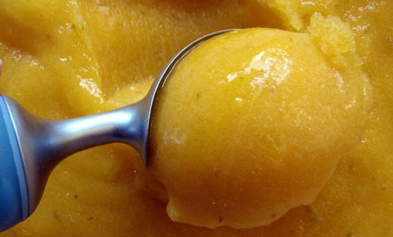 Mango sorbet 1.jpg
