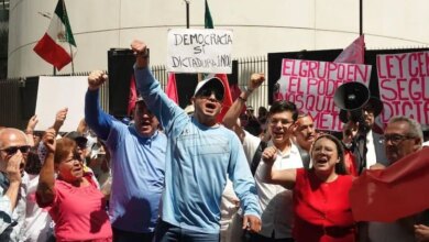 1029685 manifestacion libertad de expresion impreso.jpg