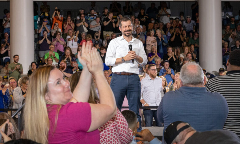 13pol buttigieg iowa hjfg facebookjumbo.jpg