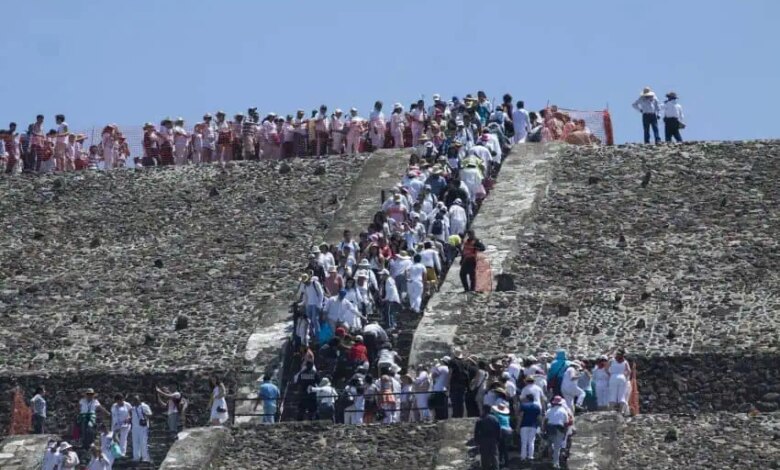 449158 equinoccio teotihuacan impreso.jpg