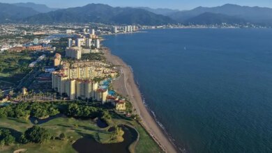 Vista aerea de puerto vallarta.jpg