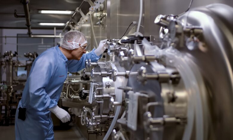 108139556 1746123989240 03 jj manufacturing site imagery.jpg