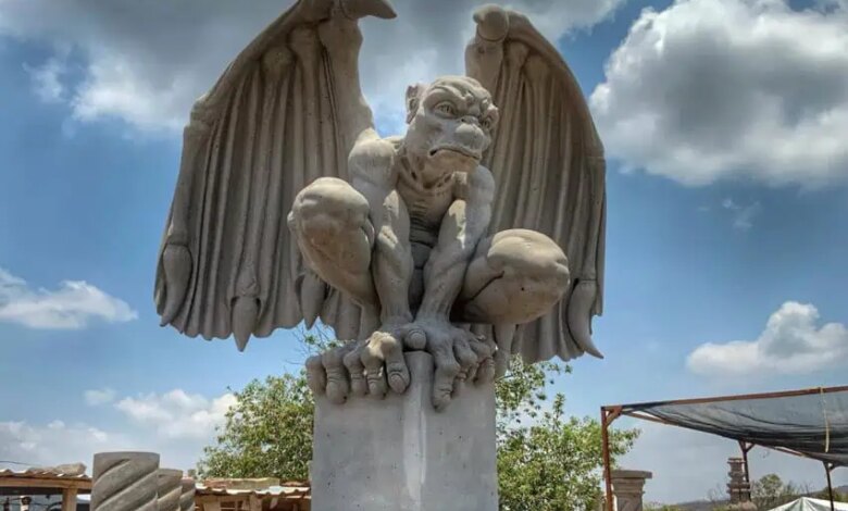 Demon sculpture karla parra.jpg
