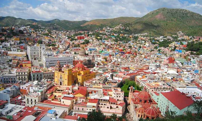 1076px vista aerea de guanajuato carlos zgz wikimedia commons.jpg
