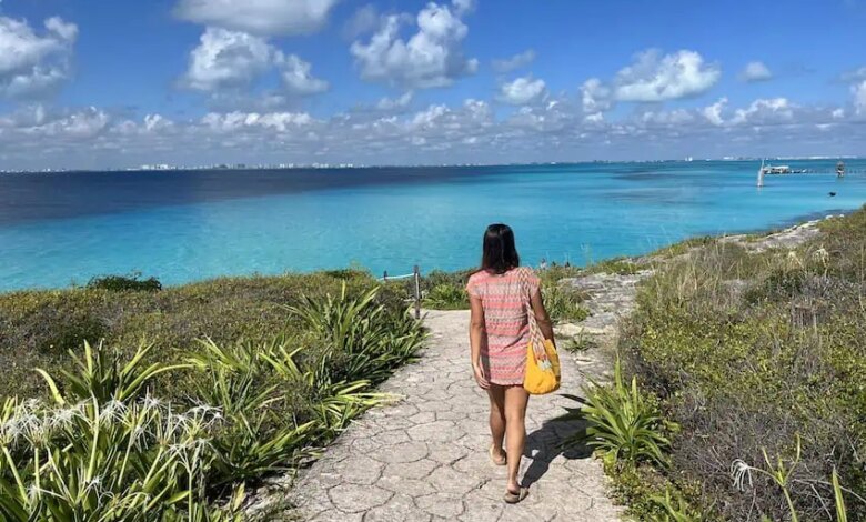 Author in riviera maya.jpg