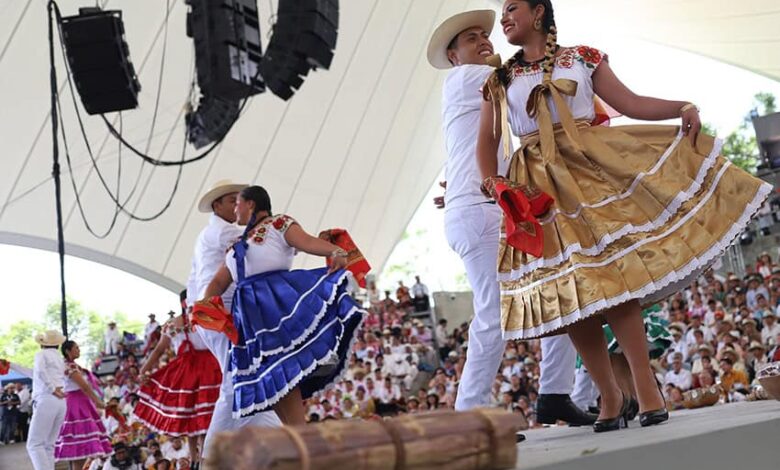 Lunes del cerro.jpg