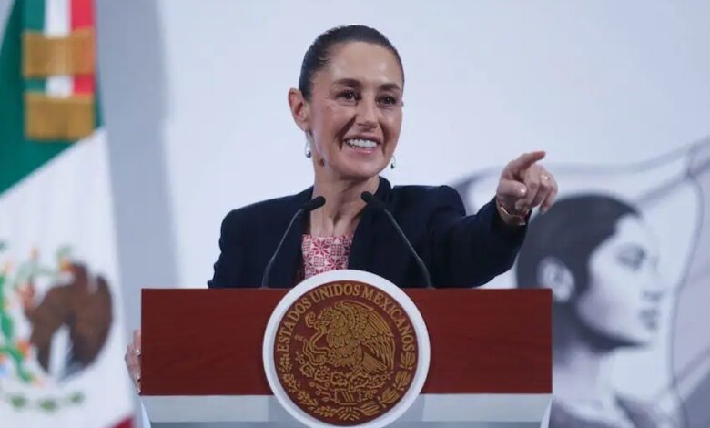 1042436 claudia sheinbaum mananera del pueblo impreso.jpg