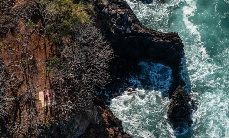 678880bad4a048f2dfb9f22e seaside cliffs optimized narrow copy.jpg