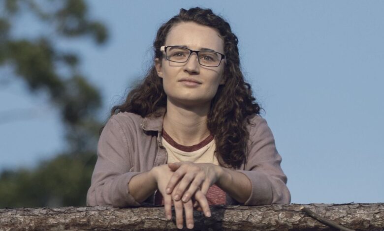 Kelley mack the walking dead.jpg